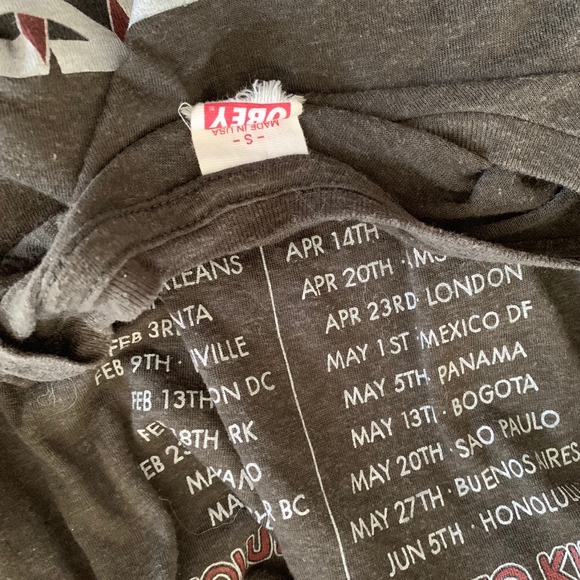 OBEY // SHEPARD FAIREY Planetary Chaos Back Alley - Picture 2 of 4